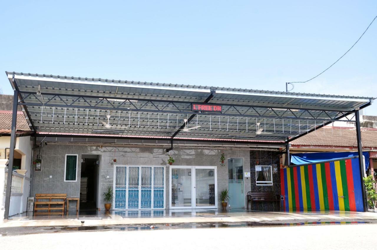 Teruntum 96 Guest House Kuantan Eksteriør bilde